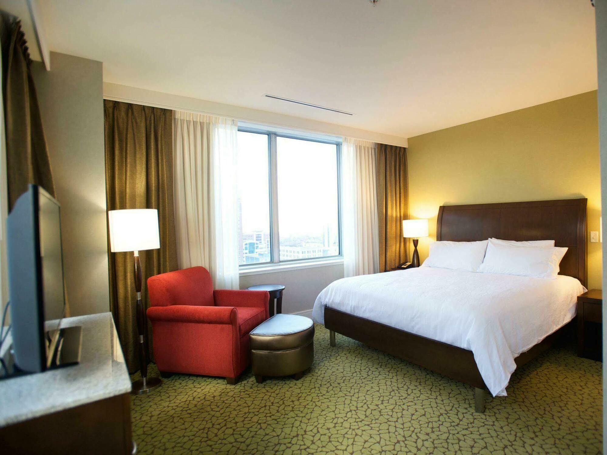 The Hilton Garden Inn Buffalo-Downtown Buitenkant foto